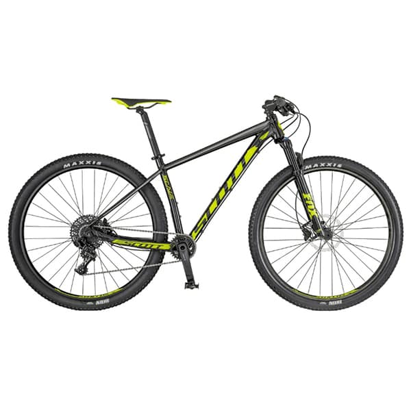 Scott Scale 950 (2018) high-performance bike for cycling in Sri Lanka. Scott Scale 950 (2018) high-performance bike for cycling in Sri Lanka.